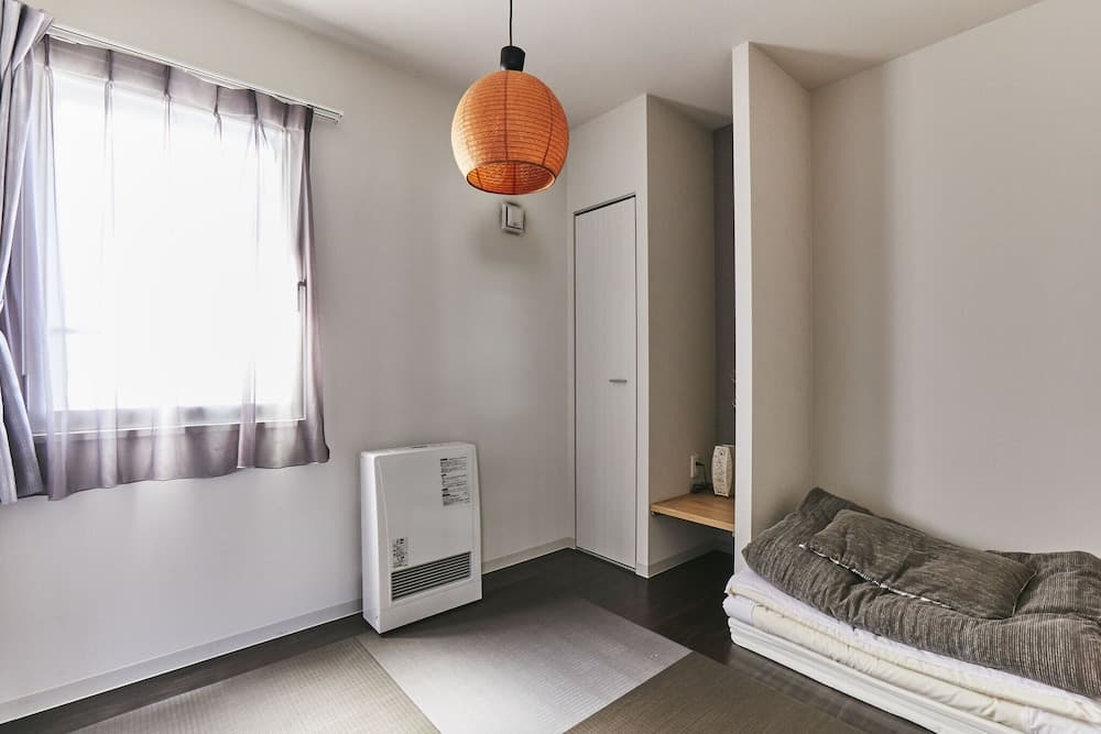 Pinn-S4E5, Room, photo 4