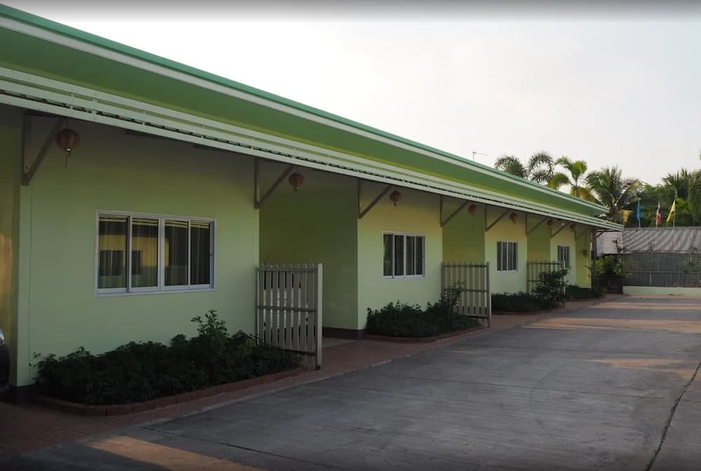 555 Resort, Primary image, photo 1