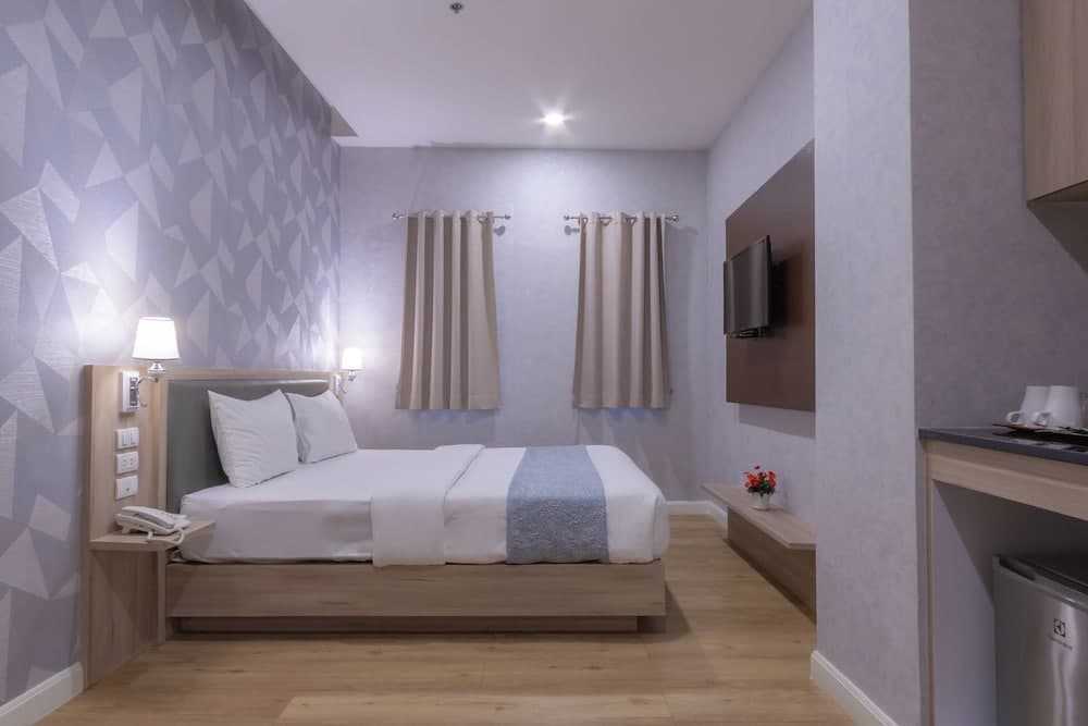 Leela Orchid Hotel, Room, photo 5
