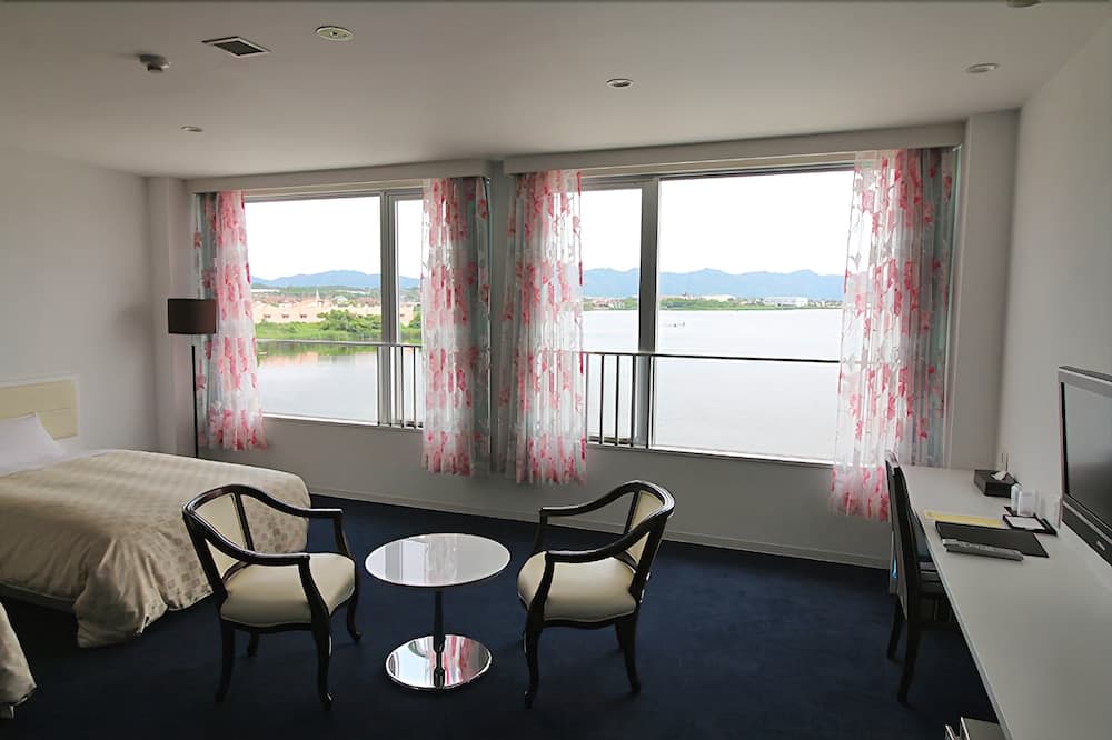 Lakeside Hot Spring Hotel Kunibiki, Room, photo 3
