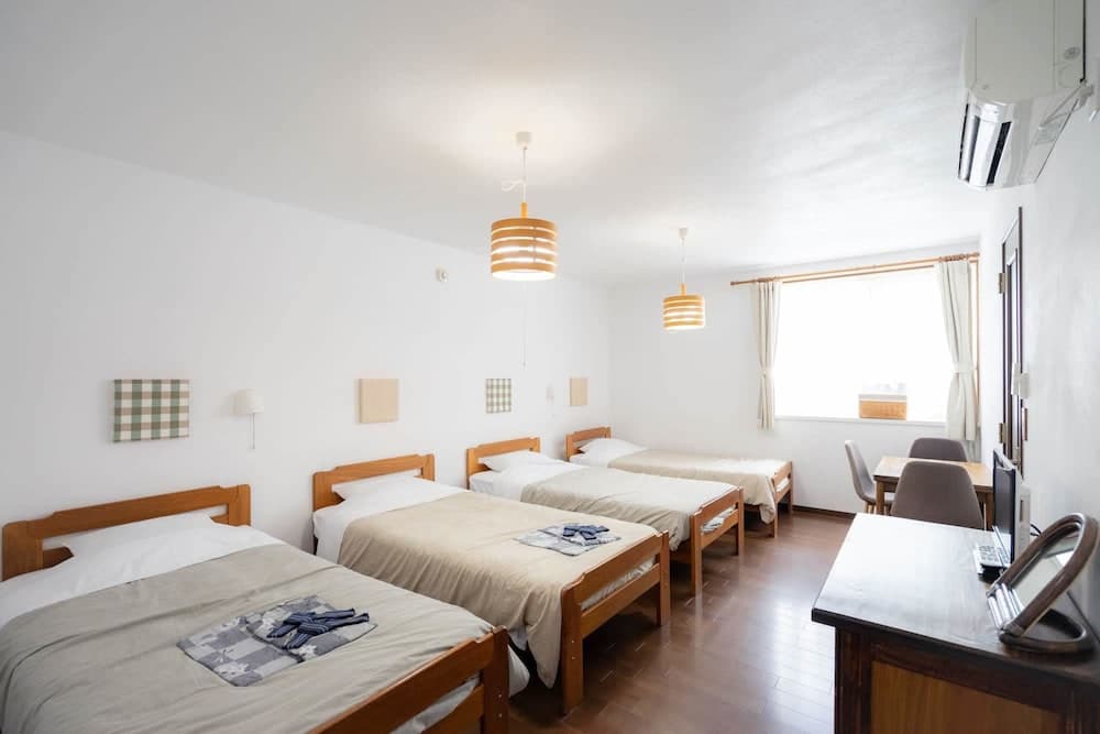 Beachside Inn Shirahama, Room, photo 5