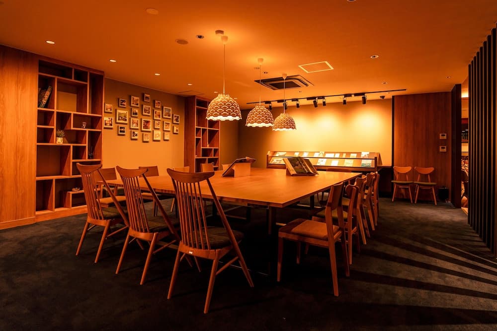 Ooedo Onsen Monogatari Premium Kinosaki, Lobby lounge, photo 5