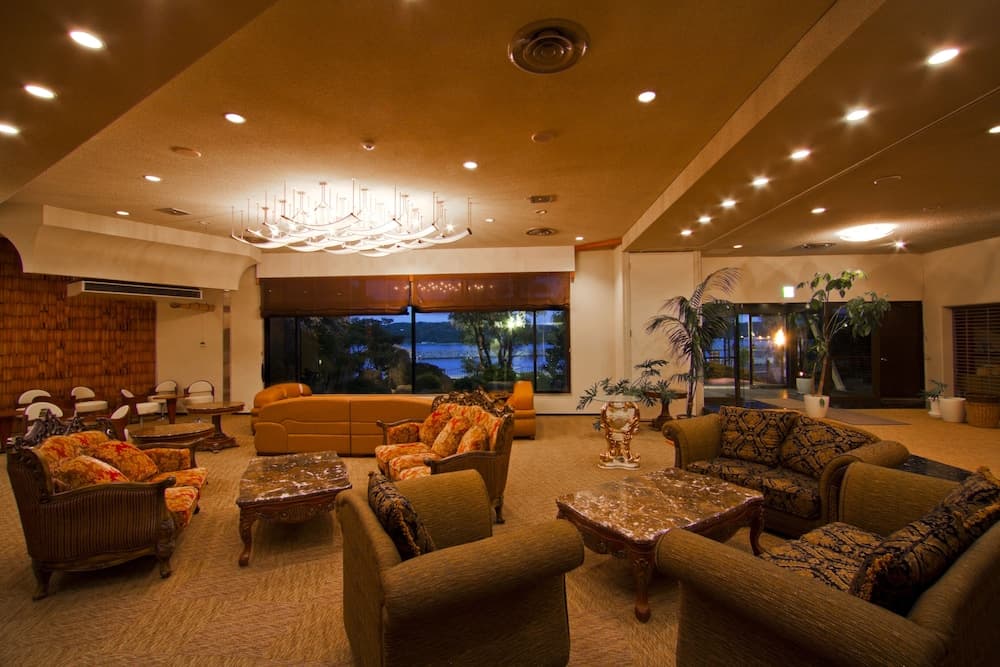 Hotel Hana, Lobby sitting area, photo 2