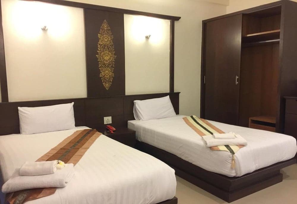 Amonruk  Hotel 2, Room, photo 4