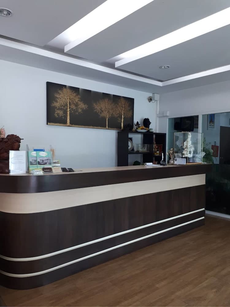 Tamarind Place, Reception, photo 3