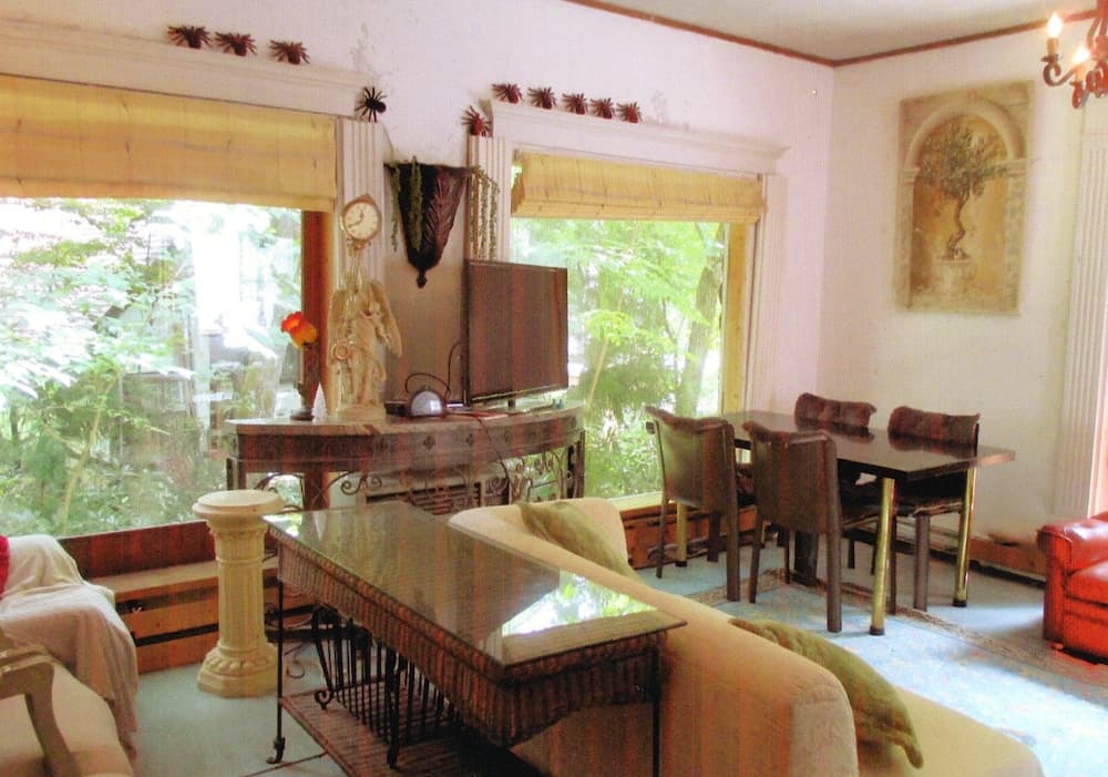 Pension Hakuba ‘70, Lobby, photo 4