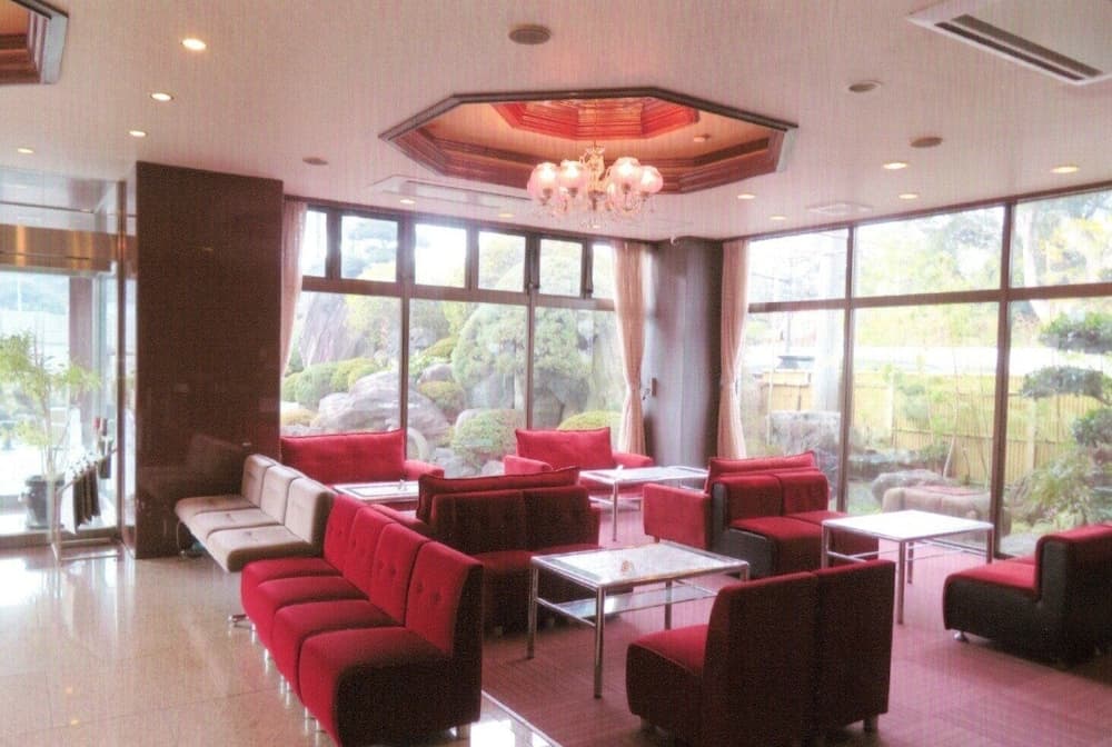Hotel Itoh, Lobby sitting area, photo 3