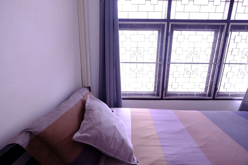 42 Guesthouse, Room, photo 5