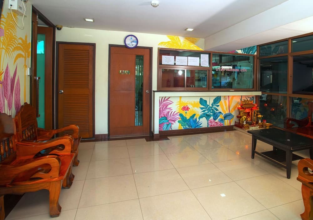 Mok Mek 72, Reception, photo 5