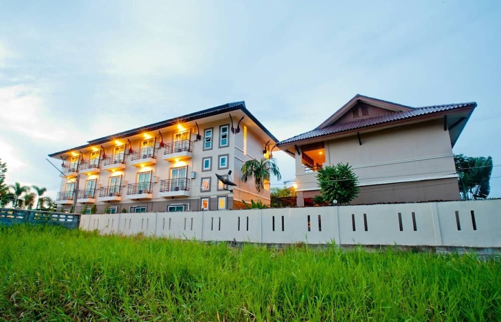 Fahluang Residence, Primary image, photo 1