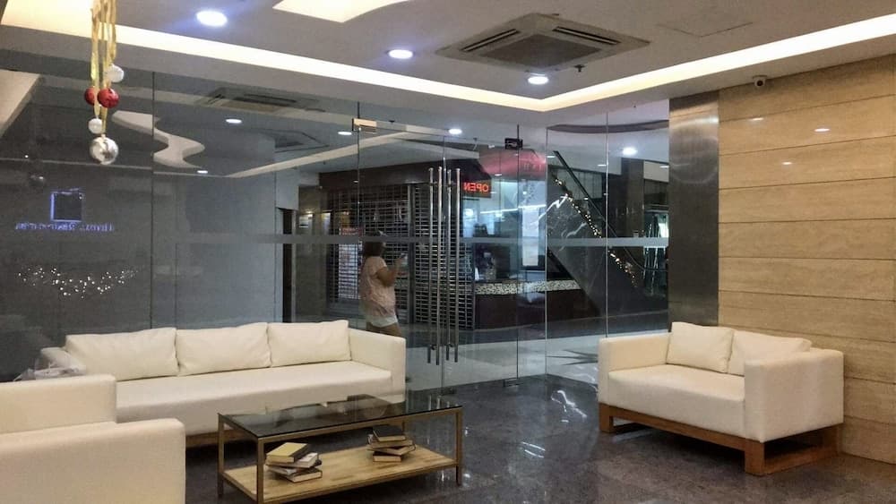 Super Cebu Loft, Reception, photo 3