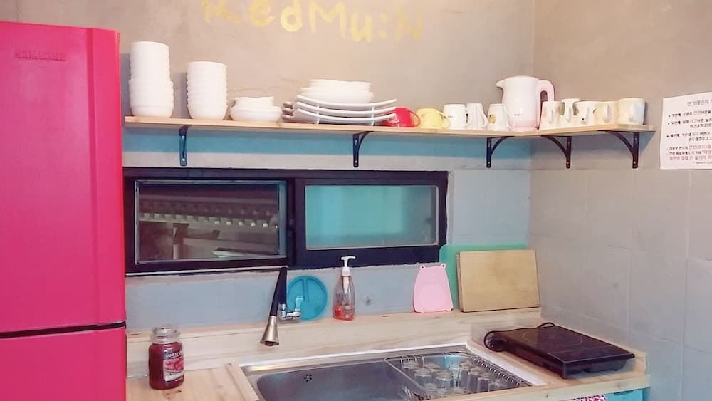 RedMu:N, Room, photo 2