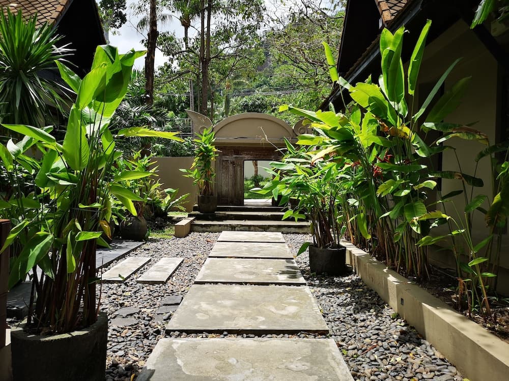 Montra Samui, Interior entrance, photo 2