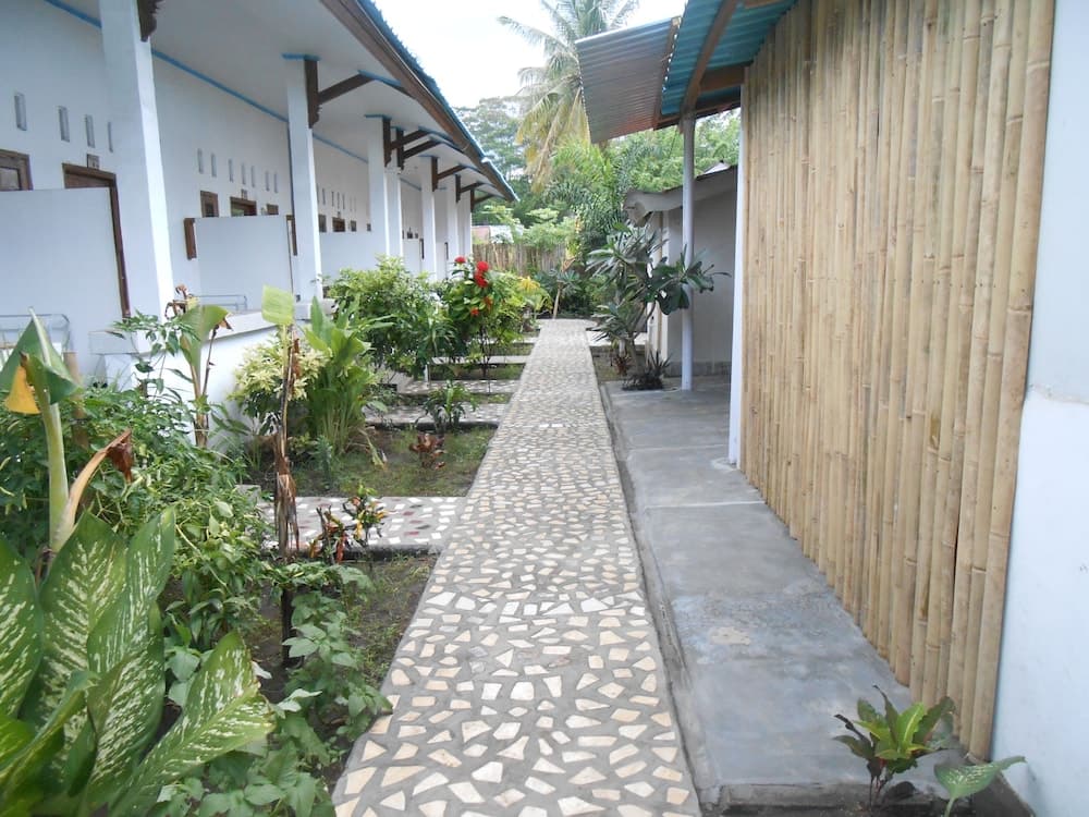 Sari Laut, Primary image, photo 1
