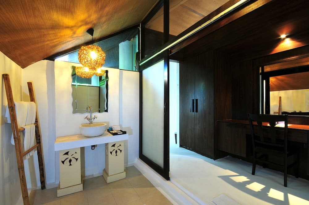 Dhevan Dara Resort & Spa, Room, photo 5