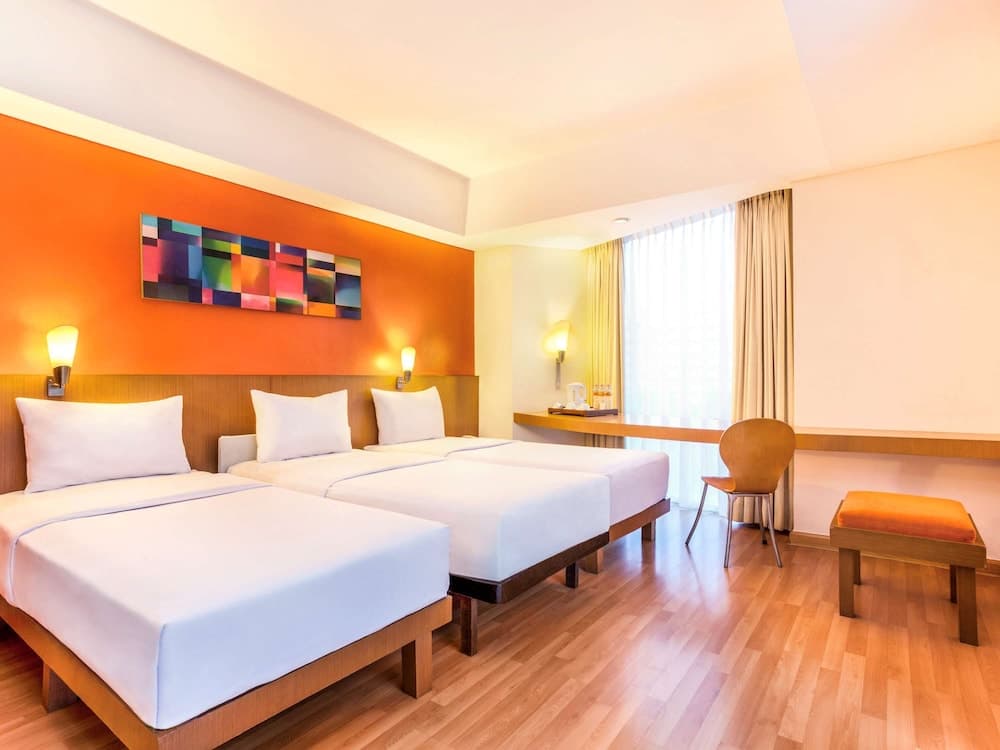 ibis Semarang Simpang Lima, Room, photo 4