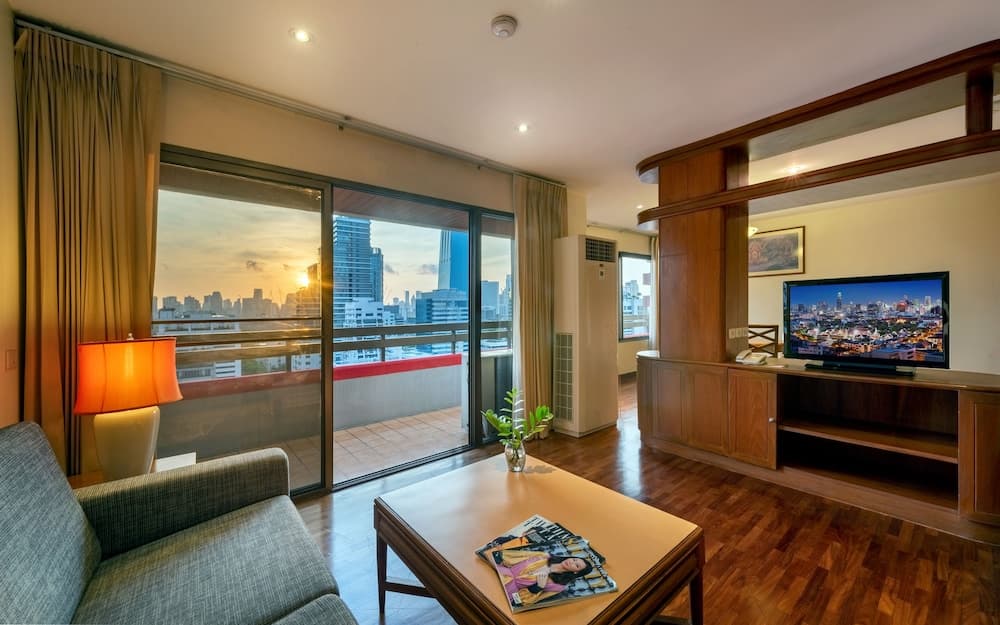 Bandara Silom Suites, Room, photo 4