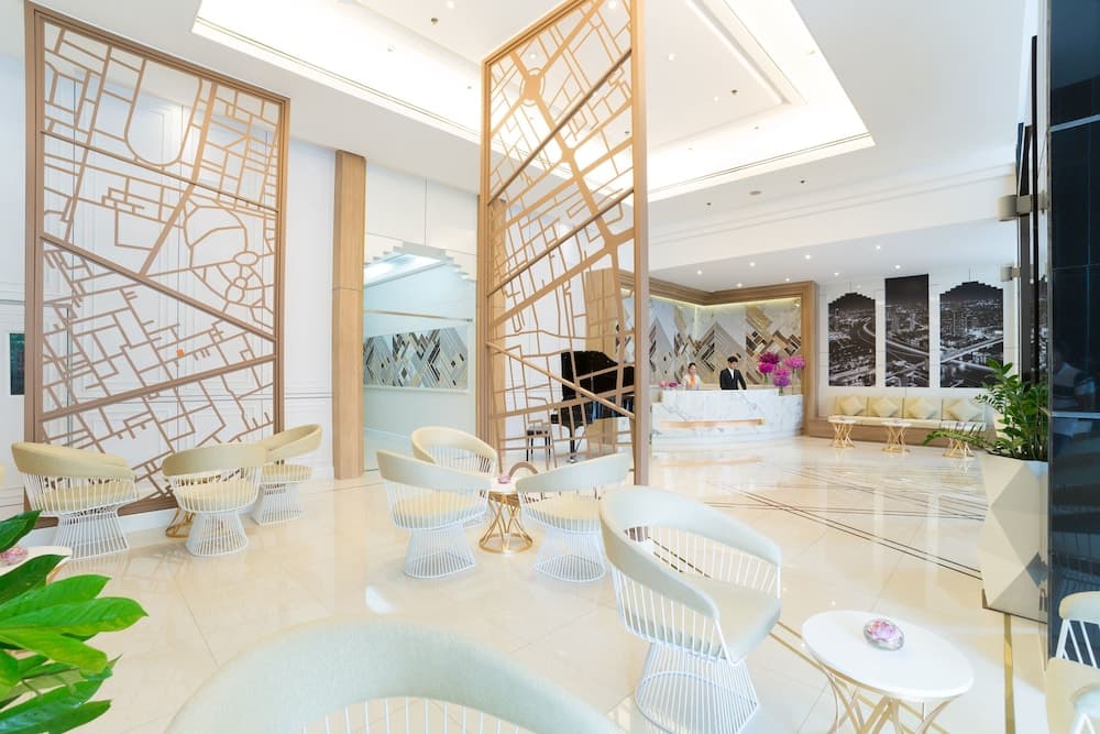 Bandara Silom Suites, Lobby, photo 2