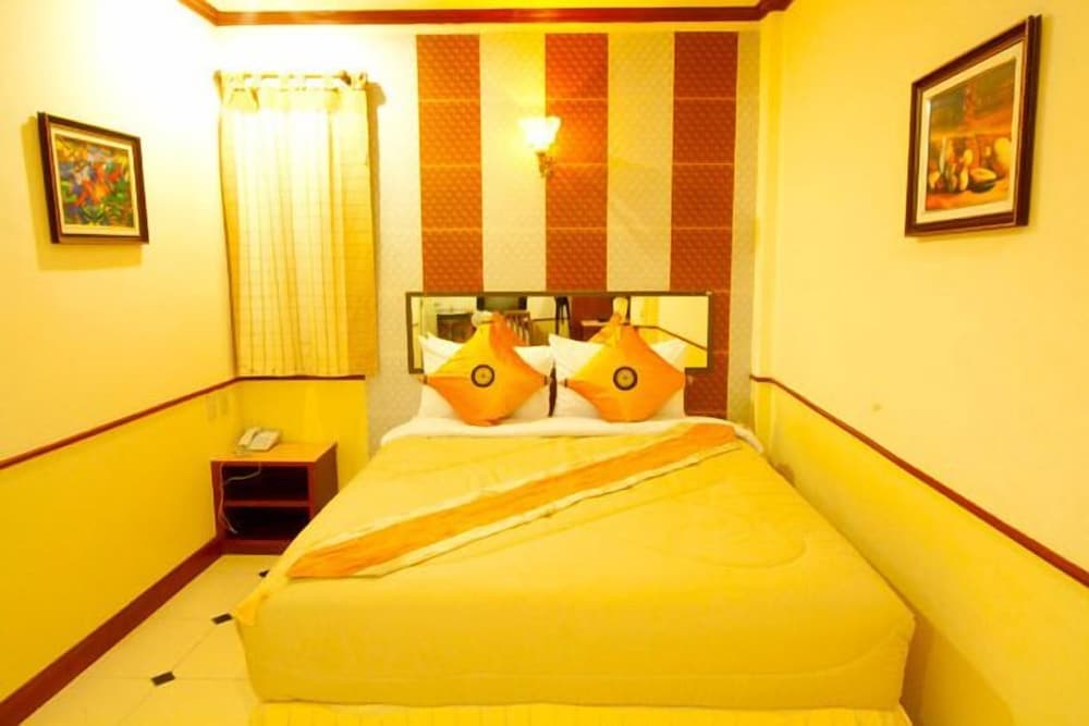 Honey House 2, Room, photo 4