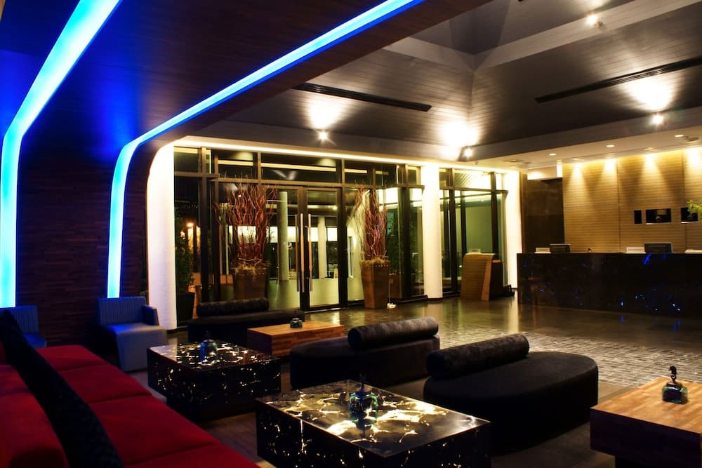 Z Through by The Zign, Lobby, photo 2