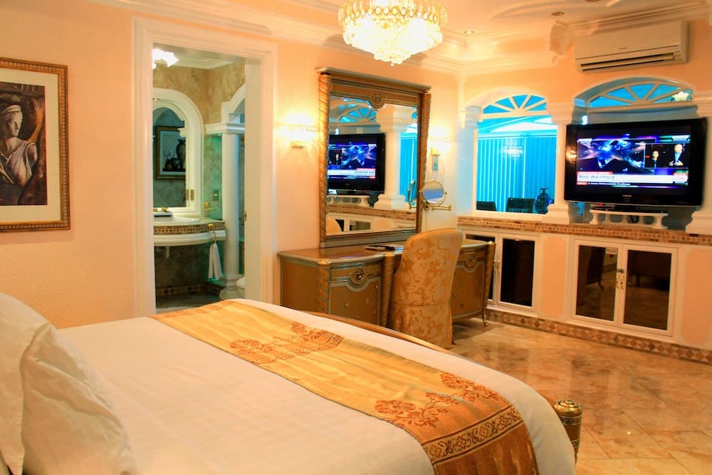 Breakfast At Monaco, Room, photo 4
