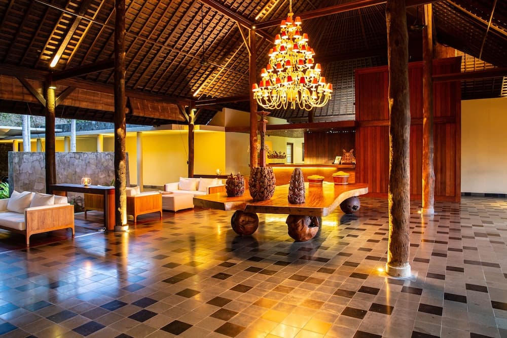 Komaneka at Bisma, Lobby sitting area, photo 5