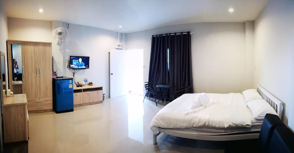 Lullaby Residence by Smarnbook, Room, photo 3