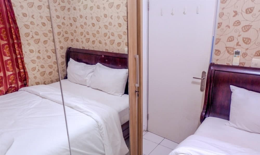Strategic Menteng Square Apartment, Room, photo 3