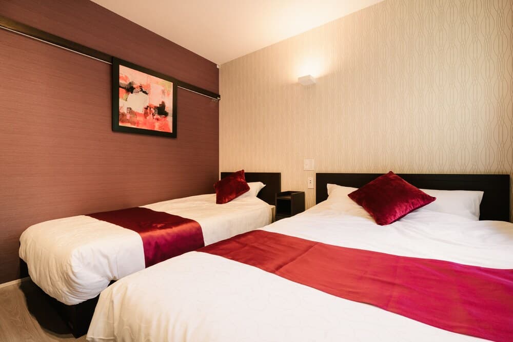 GRAND BASE Hakata Haruyoshi, Room, photo 5