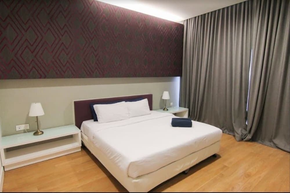 Platinum Suites by SYNC, Room, photo 2