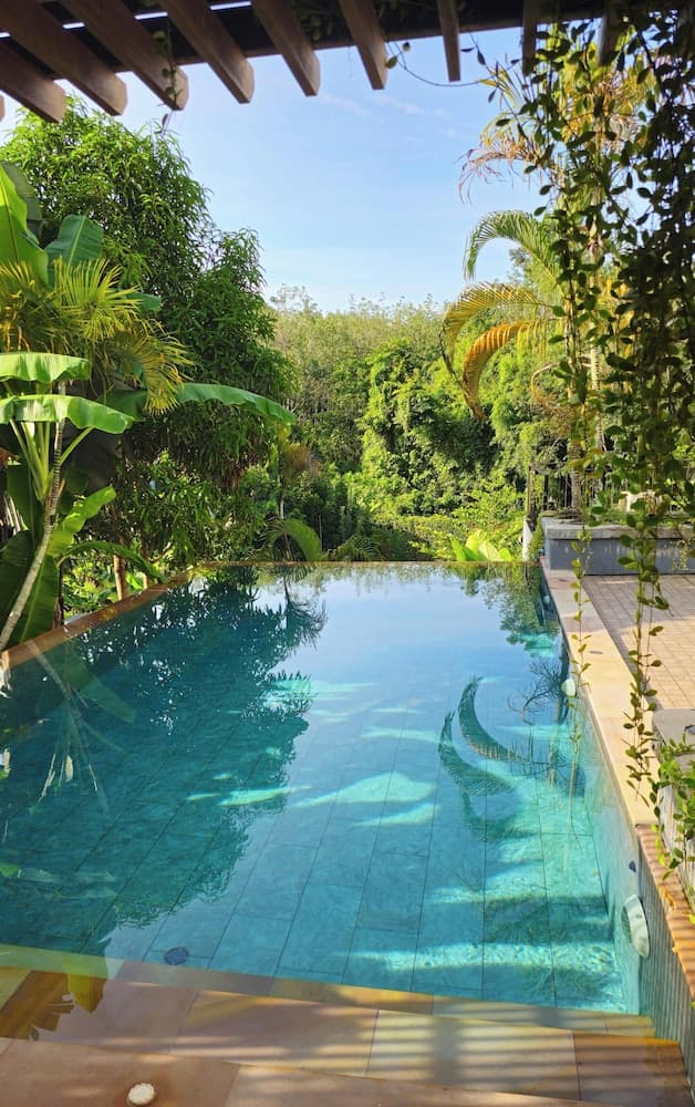 Twin Villa, Primary image, photo 1