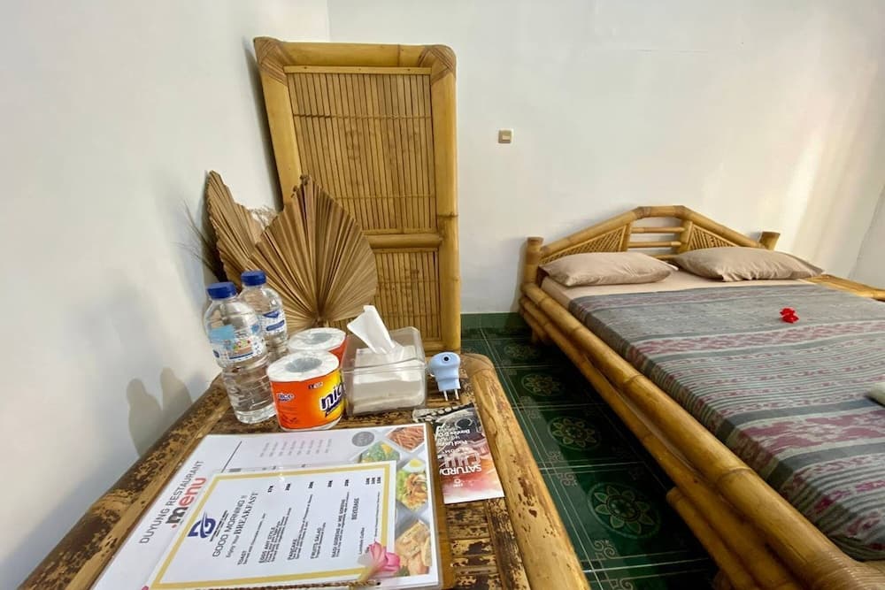 Duyung Rooms and Resto, Room, photo 5
