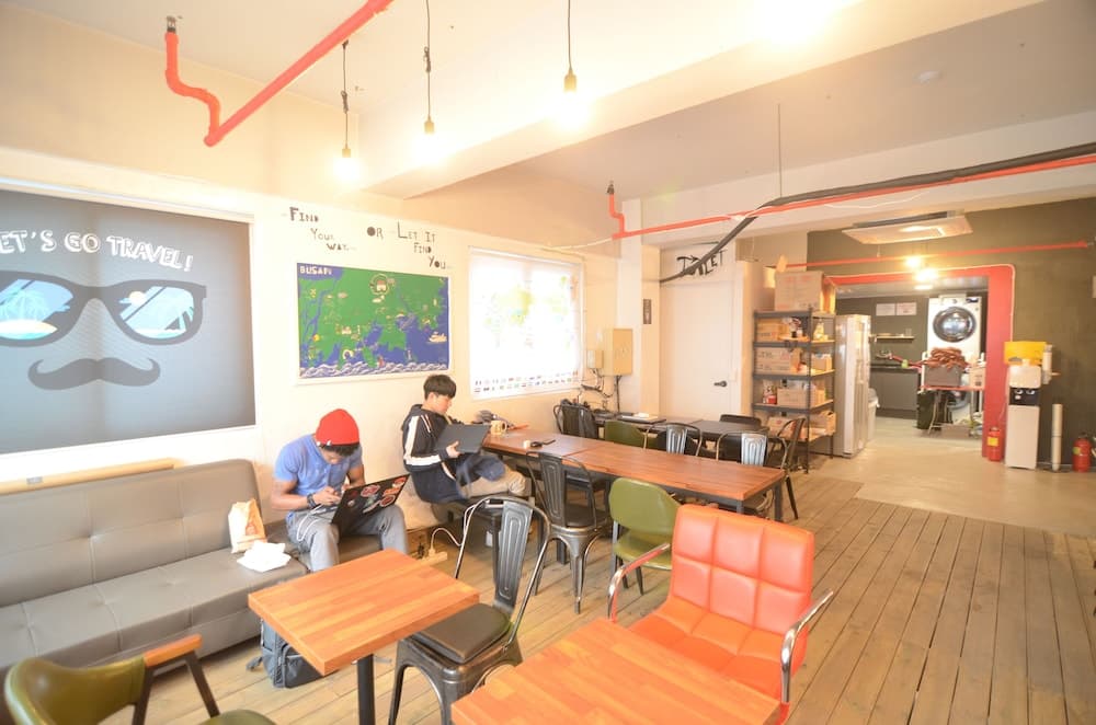 Kimchee Guesthouse Haeundae - Hostel, Lobby sitting area, photo 5