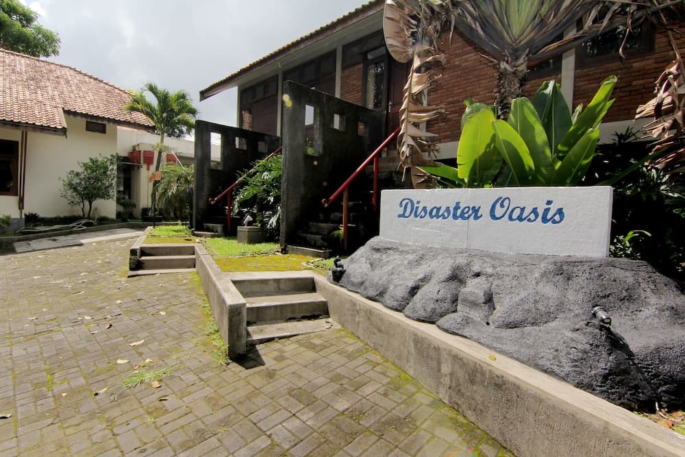 Disaster Oasis, Primary image, photo 1