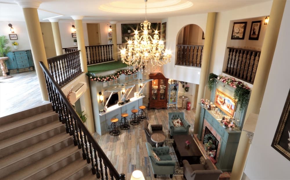 The Tudor, Primary image, photo 1