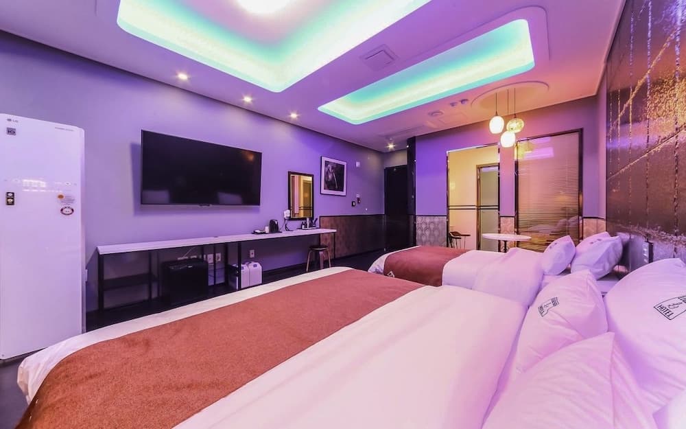 Legend Hotel, Room, photo 2