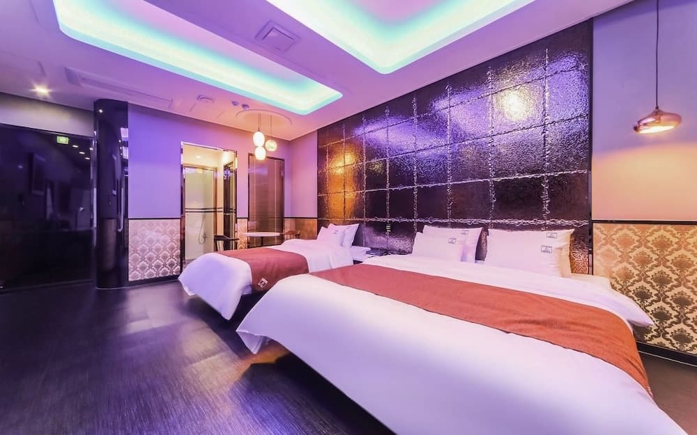Legend Hotel, Room, photo 5