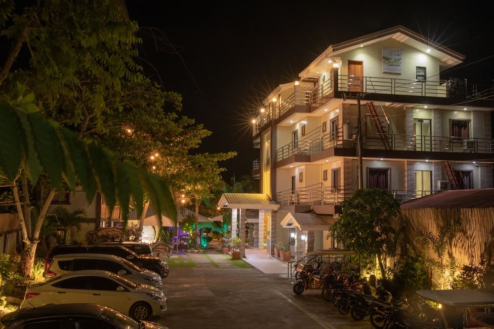 Rawis Resort Hotel, Primary image, photo 1