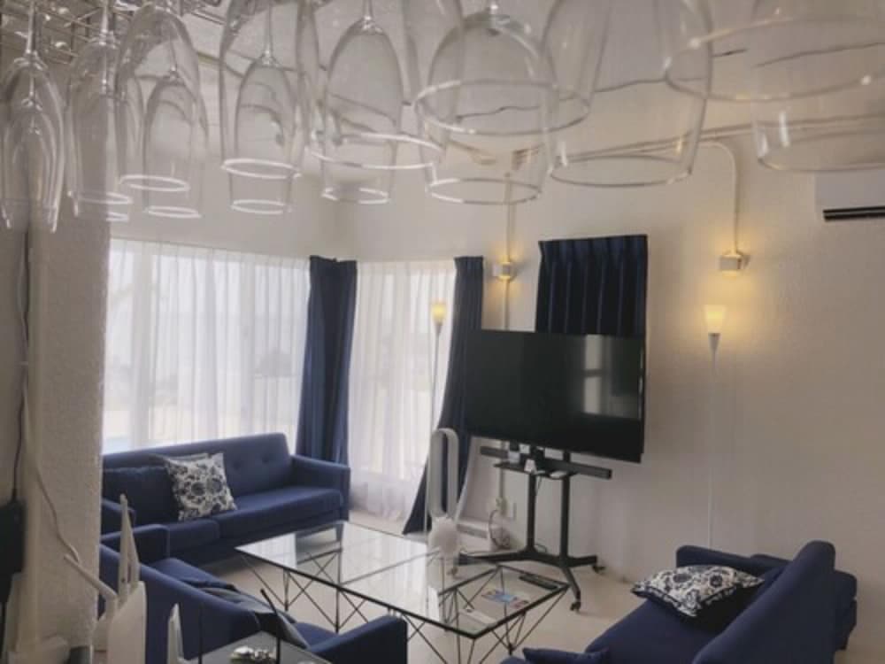 Thalassa Beach and Pool Villa, Interior entrance, photo 2