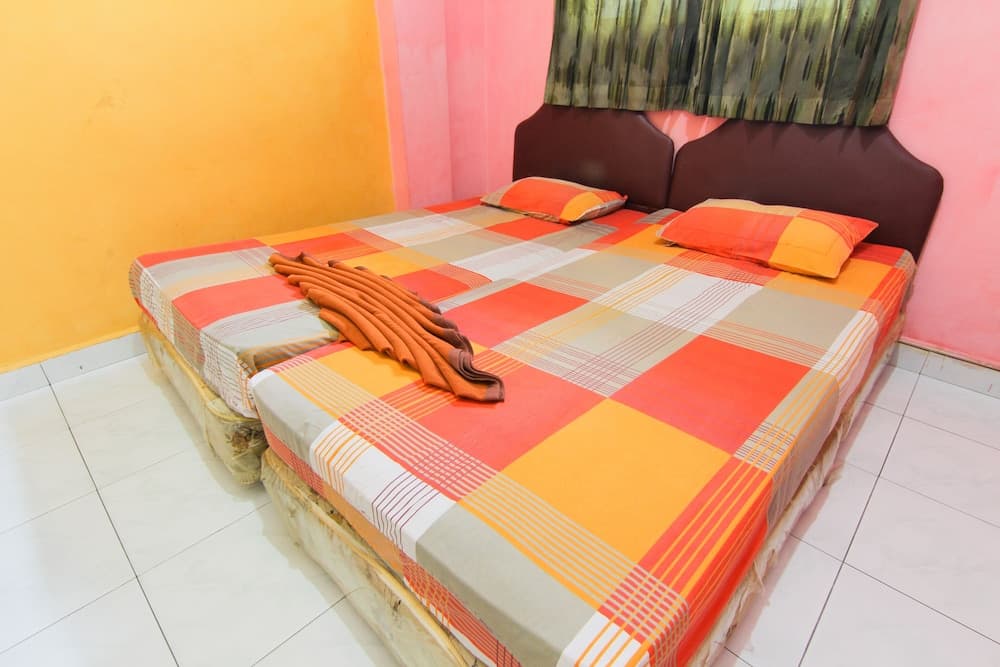 Hotel Halim Perdana, Room, photo 4