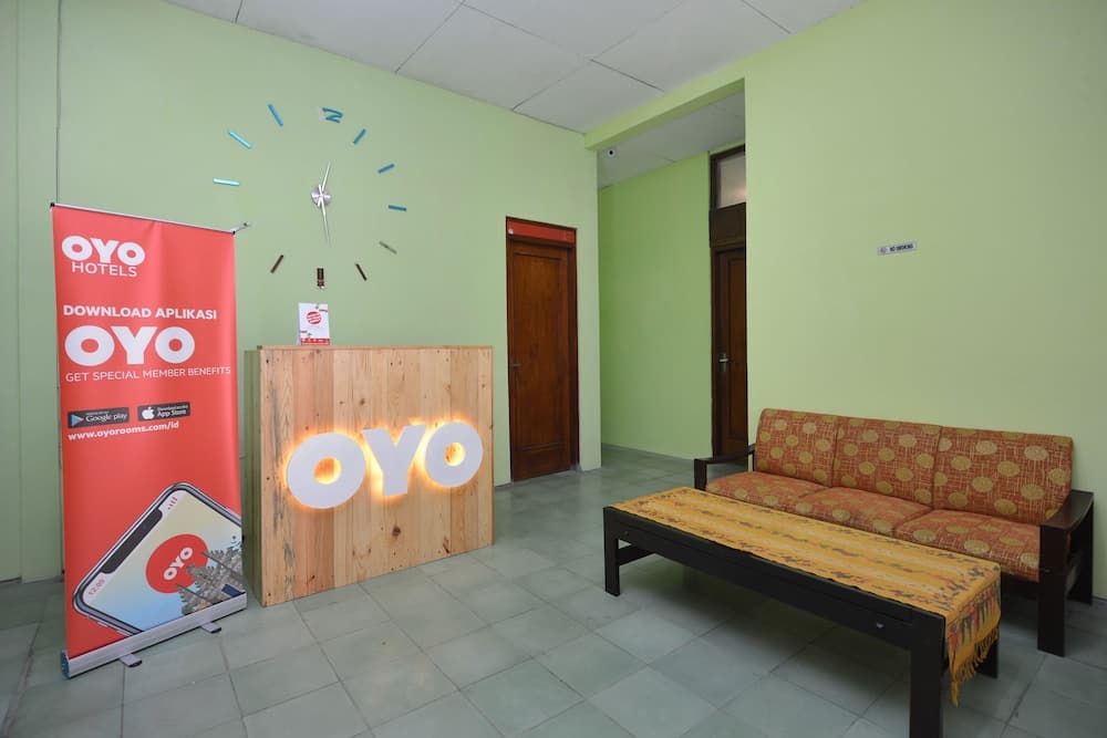 슈퍼 OYO 1046 오마 파톡 리셉션 사진 5