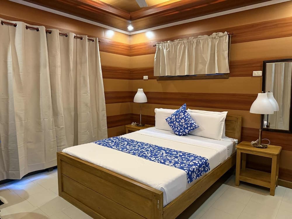 Ferellee Beachfront Inn, Primary image, photo 1