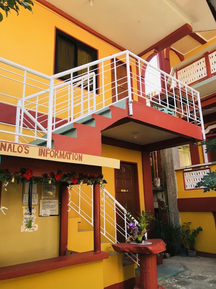 Manalo's Lodge, Check-in/check-out kiosk, photo 2