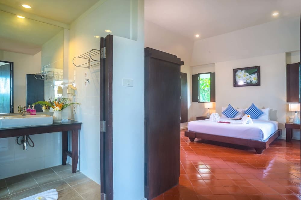 The Hive Hotel Samui, Room, photo 4