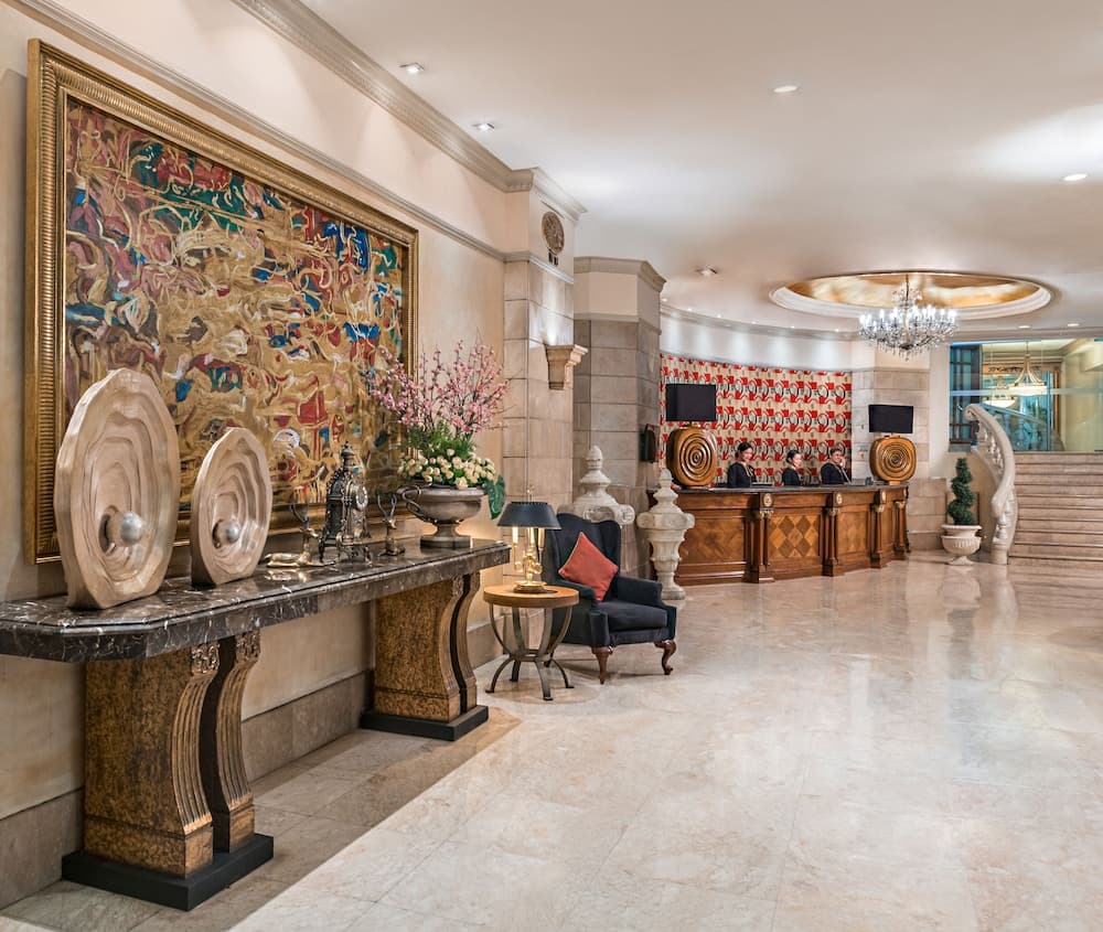 Makati Palace Hotel, Primary image, photo 1