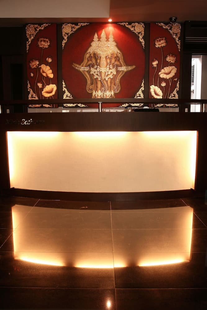 Mirth Sathorn Hotel, Reception, photo 4