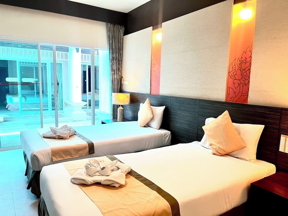 Al's Resort, Room, photo 5