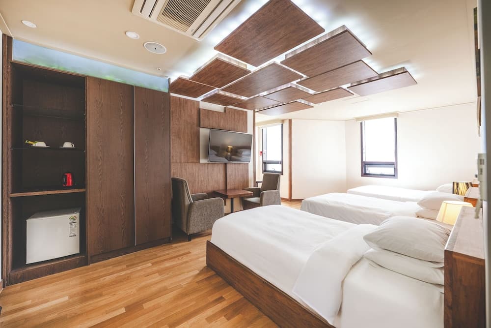 Sunset Hotel, Room, photo 3