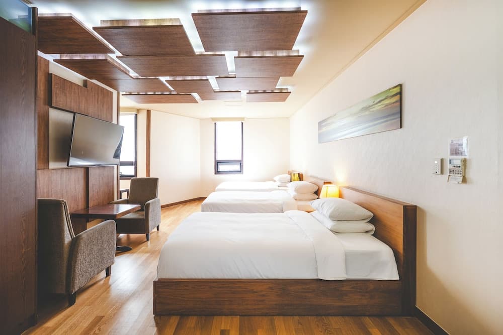 Sunset Hotel, Room, photo 2