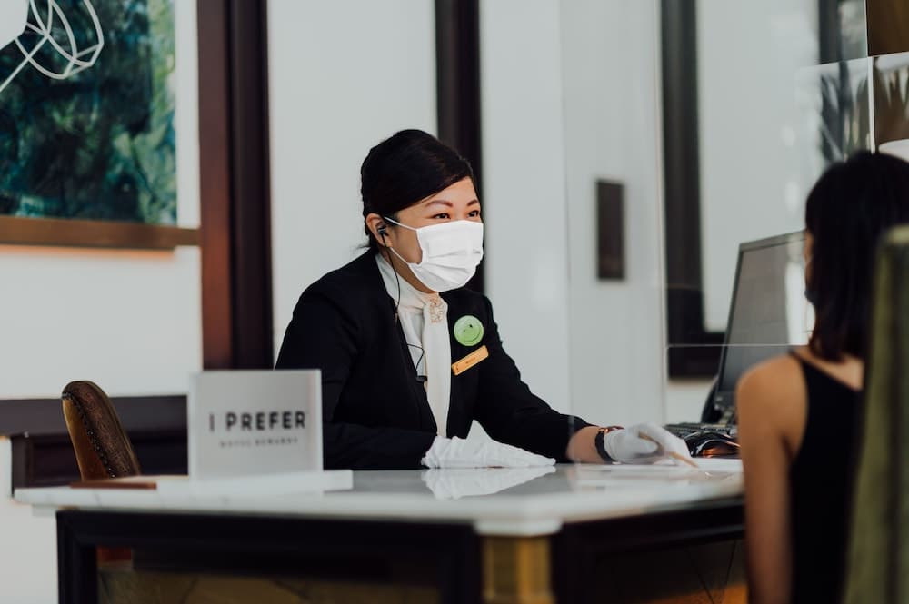 더 풀러턴 베이  호텔 리셉션 사진 4